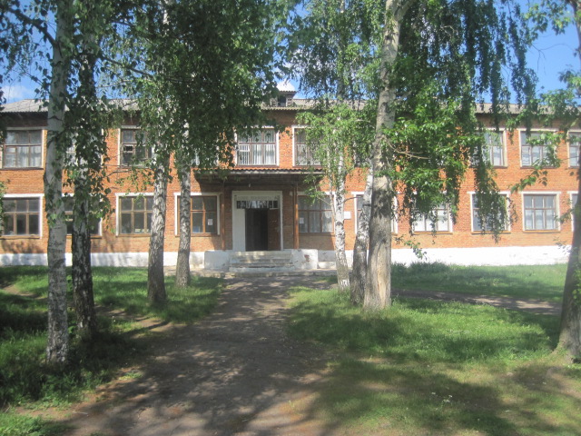 Фасад здания школы
